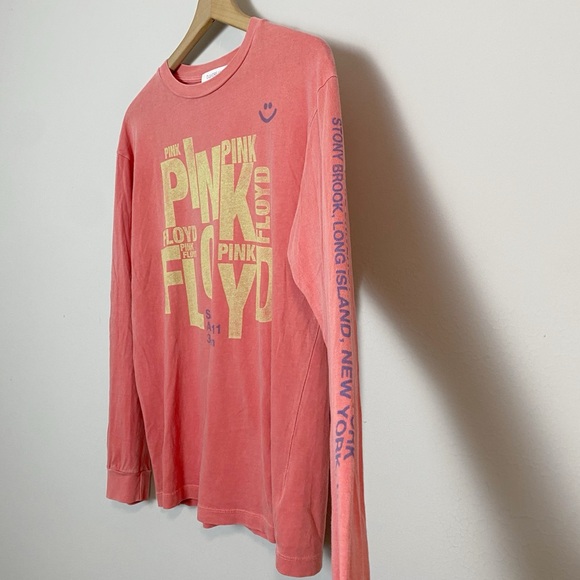 Daydreamer Pink Floyd New York Oversized Long Sleeve Graphic Tee - Picture 5 of 8